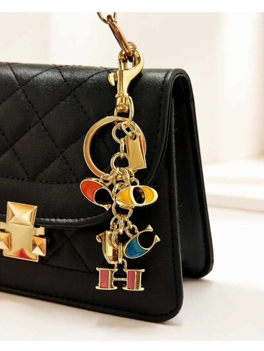 ⚜️GOLD TONE KEY CHAIN/BAG CHARM  BRAND NEW - Picture 3 of 6